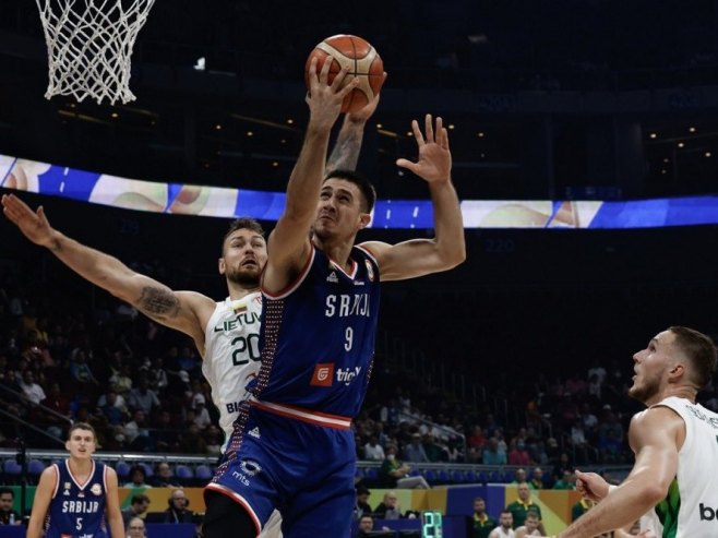 Србија - Литванија (Фото: EPA/ROLEX DELA PENA) - 