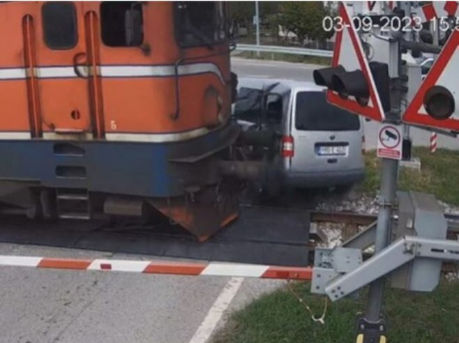 Несрећа у Приједору  (Фото: Screenshot/Facebook) - 