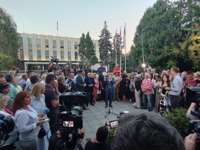 "Парламент на отвореном" - Фото: РТРС