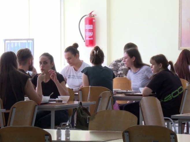 Повећање броја студената потврђује да Српска води рачуна о младима