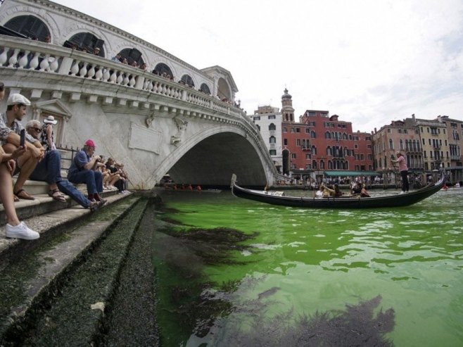 Венеција (Фото:EPA-EFE/ANDREA MEROLA) Венеција (Фото:EPA-EFE/ANDREA MEROLA) -