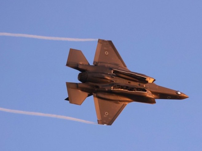 Амерички ловац F-35 (Фото: EPA-EFE/ABIR SULTAN) Амерички ловац F-35 (Фото: EPA-EFE/ABIR SULTAN) -