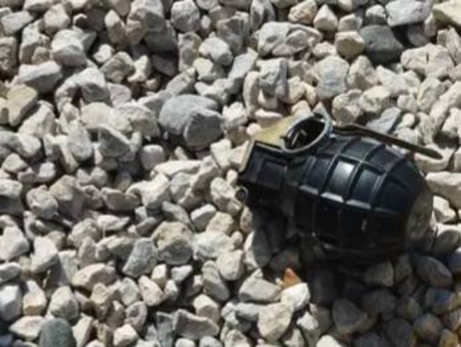Пронађена и одузета бомба (Фото: ПУ Добој) - 