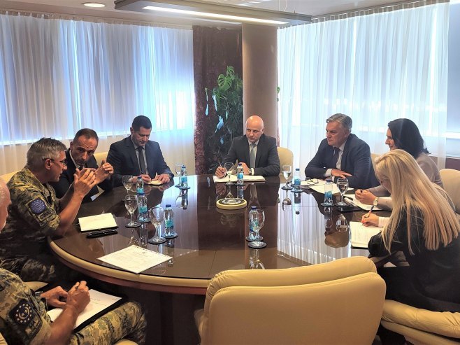 Каран и Кострешевић са командантом ЕУФОР-а: Стање безбједности у Српској задовољавајуће
