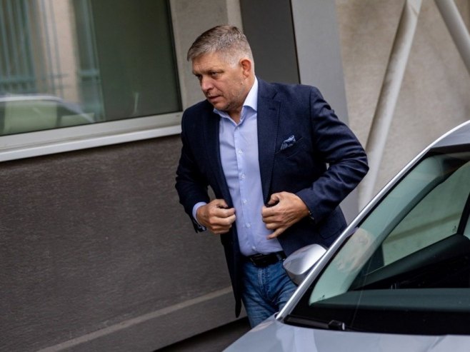 Роберт Фицо (Фото: EPA-EFE/MARTIN DIVISEK, илустрација) Роберт Фицо (Фото: EPA-EFE/MARTIN DIVISEK, илустрација) -