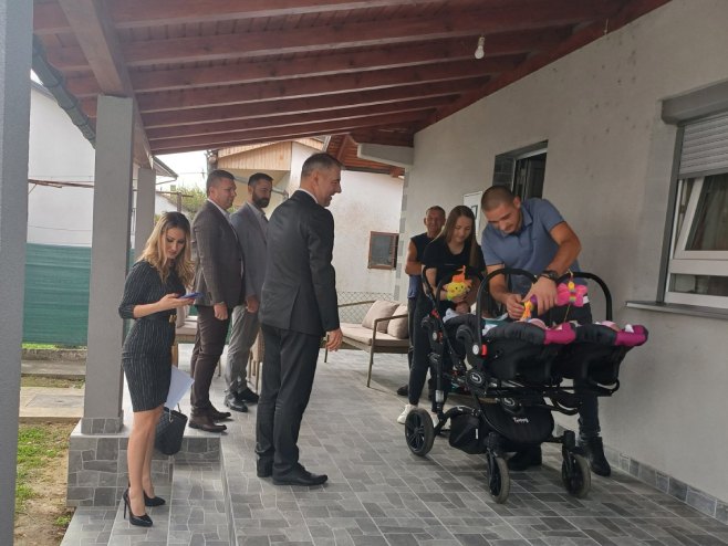 Помоћ породици Ћеркета Помоћ породици Ћеркета - Фото: РТРС