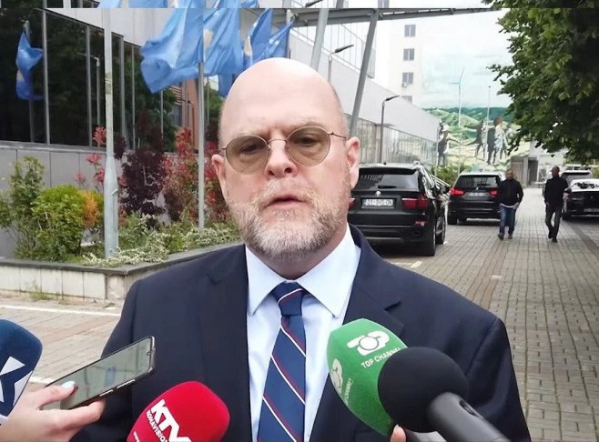 Џефри Ховенијер - Фото: ТАНЈУГ