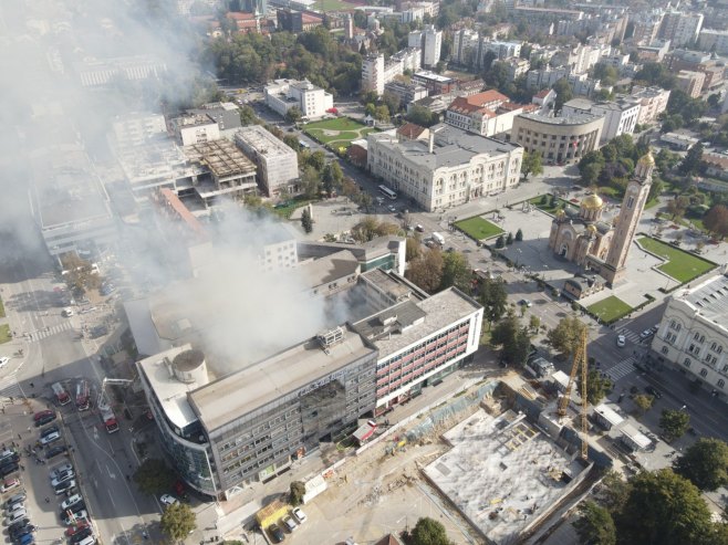 Пожар, Бањалука - Фото: ZIPAPHOTO/Borislav Zdrinja