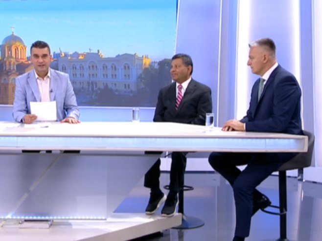 Девендра Агравал и Ранко Шкрбић Девендра Агравал и Ранко Шкрбић - Фото: РТРС