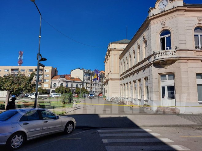 Дојава о бомби у Бијељини Дојава о бомби у Бијељини - Фото: РТРС