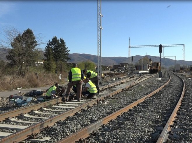 Жељезничка пруга (фото:TANJUG/ Infrastruktura železnice Srbije/ bg) Жељезничка пруга (фото:TANJUG/ Infrastruktura železnice Srbije/ bg) -