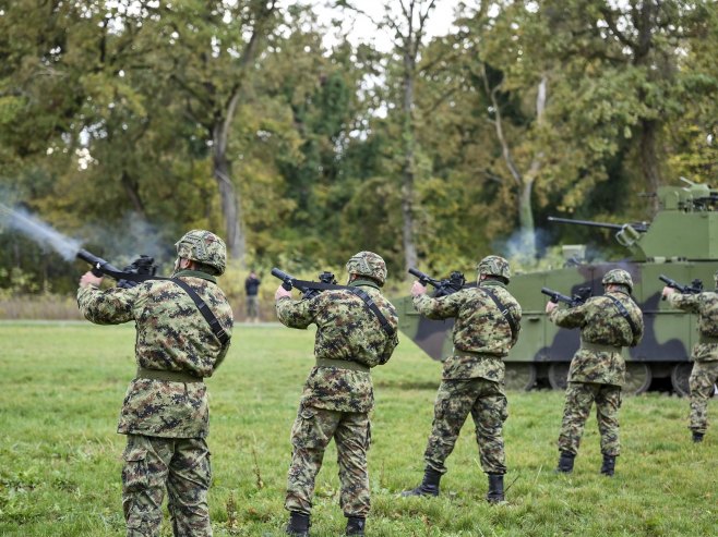 Гашић: Војни рок од 75 дана најоптималније рјешење