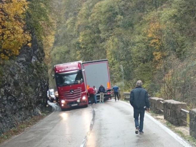 Судар два камиона Судар два камиона - Фото: Уступљена фотографија