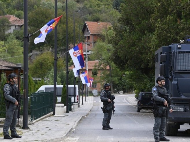 Тзв. полиција (фото: EPA-EFE/GEORGI LICOVSKI) Тзв. полиција (фото: EPA-EFE/GEORGI LICOVSKI) -