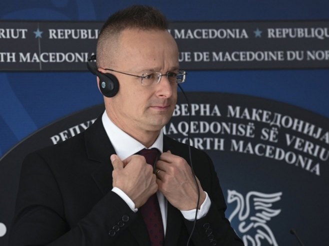 Петер Сијарто (EPA-EFE/GEORGI LICOVSKI - илустрација) Петер Сијарто (EPA-EFE/GEORGI LICOVSKI - илустрација) -