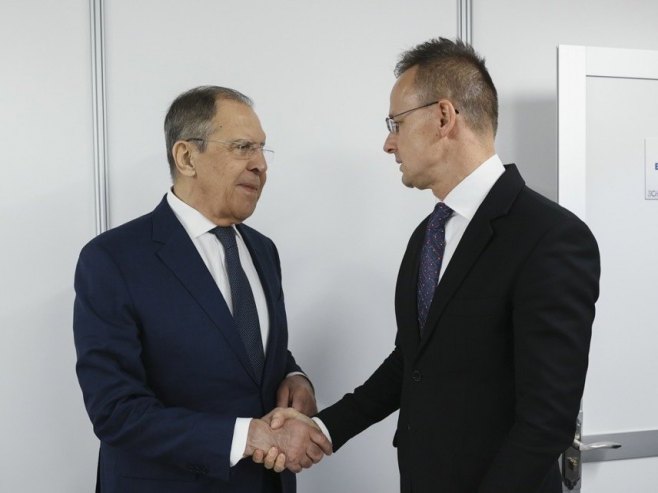 Састанак Лаврова и Сијарта (Фото: EPA-EFE/RUSSIAN FOREIGN MINISTRY PRESS SERVICE) Састанак Лаврова и Сијарта (Фото: EPA-EFE/RUSSIAN FOREIGN MINISTRY PRESS SERVICE) -