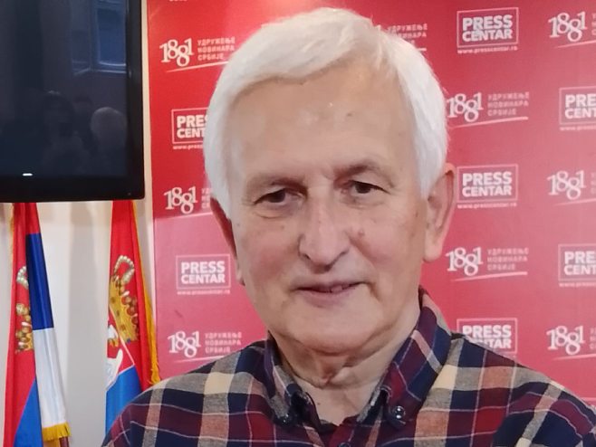 Бранко Томић, књига "Од Дрвара до Леденог мора" Бранко Томић, књига "Од Дрвара до Леденог мора" - Фото: СРНА