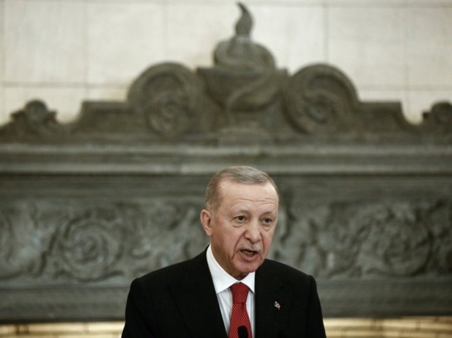 Ердоган (фото: EPA-EFE/YANNIS KOLESIDIS) - 
