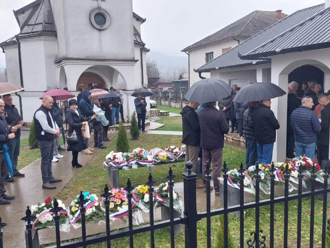 Помен за страдале Србе, Бјеловац - Братунац Помен за страдале Србе, Бјеловац - Братунац - Фото: РТРС