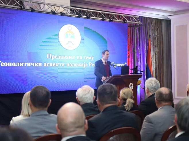 Предавање Тимотија Леса о "Геополитичким аспектима положаја Српске Предавање Тимотија Леса о "Геополитичким аспектима положаја Српске - Фото: predsjednikrs.rs/Borislav Zdrinja
