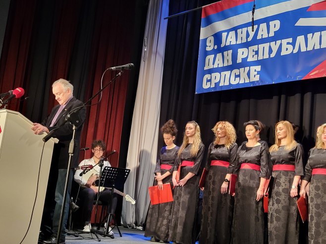 Пале - Дан Републике и свечана академија Пале - Дан Републике и свечана академија - Фото: СРНА