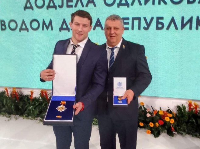 За Немању и Љубишу Мајдова одликовања предсједника Српске - част и понос За Немању и Љубишу Мајдова одликовања предсједника Српске - част и понос - Фото: СРНА