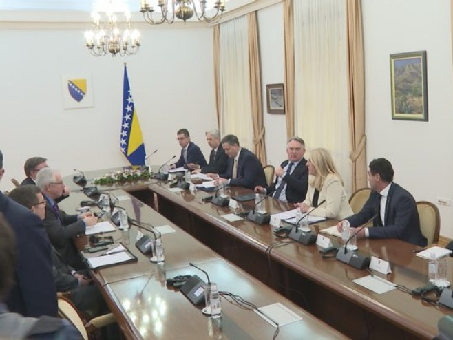 Састанак у Сарајеву Састанак у Сарајеву - Фото: РТРС