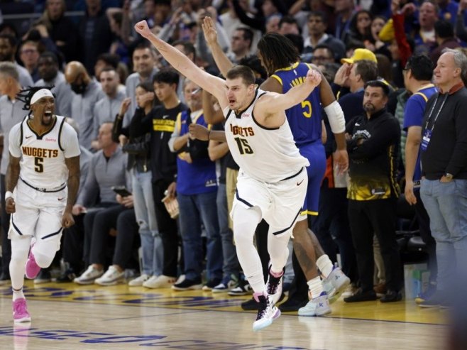 Никола Јокић (фото: EPA-EFE/JOHN G. MABANGLO SHUTTERSTOCK OUT) - 