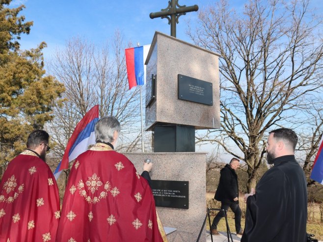 Pomen u Drakuliću (FOTO: predsjednikrs.rs/Borislav Zdrinja )