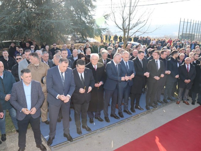 Pomen u Drakuliću (FOTO: predsjednikrs.rs/Borislav Zdrinja )