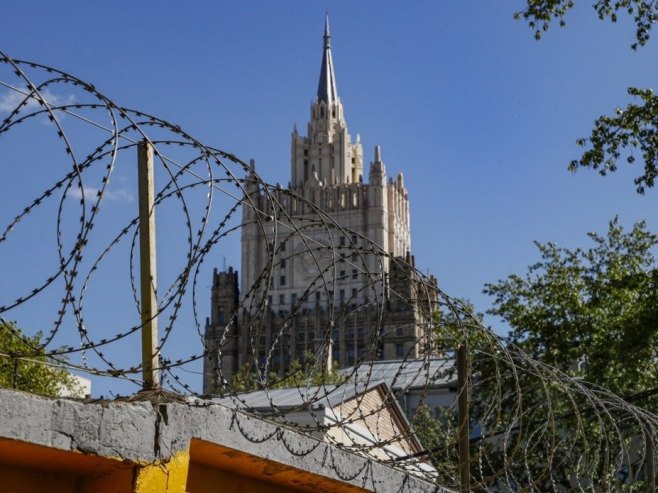 Москва (фото: EPA-EFE/YURI KOCHETKOV) - 