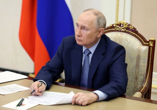 Владимир Путин (Фото: EPA-EFE/ALEXANDER KAZAKOV, илустрација) Владимир Путин (Фото: EPA-EFE/ALEXANDER KAZAKOV, илустрација) -