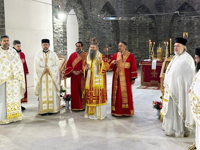 Патријарх Порфирије служио у цркви Светог Саве на Менхетну (фото: СПЦ) Патријарх Порфирије служио у цркви Светог Саве на Менхетну (фото: СПЦ) -