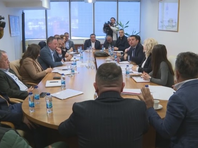 Састанак о цијенама пекарских производа Састанак о цијенама пекарских производа - Фото: РТРС