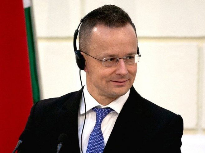 Петер Сијарто (фото: архива/EPA-EFE/FEHIM DEMIR) Петер Сијарто (фото: архива/EPA-EFE/FEHIM DEMIR) -