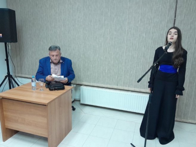 Предавање о матерњем језику Предавање о матерњем језику - Фото: РТРС