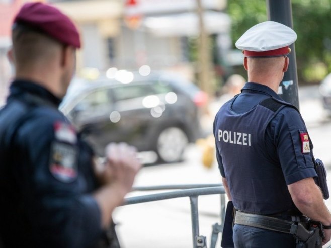 Полиција у Аустрији (Фото: EPA-EFE/MAX BRUCKER) Полиција у Аустрији (Фото: EPA-EFE/MAX BRUCKER) -