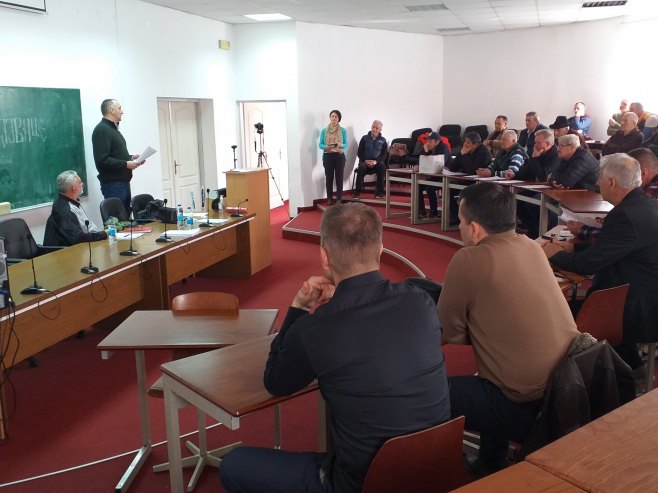 Пројекат "Ублажавање климатских промјена и развој пчеларства" Пројекат "Ублажавање климатских промјена и развој пчеларства" - Фото: СРНА