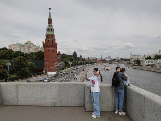 Кремљ (Фото: EPA/MAXIM SHIPENKOV) - 