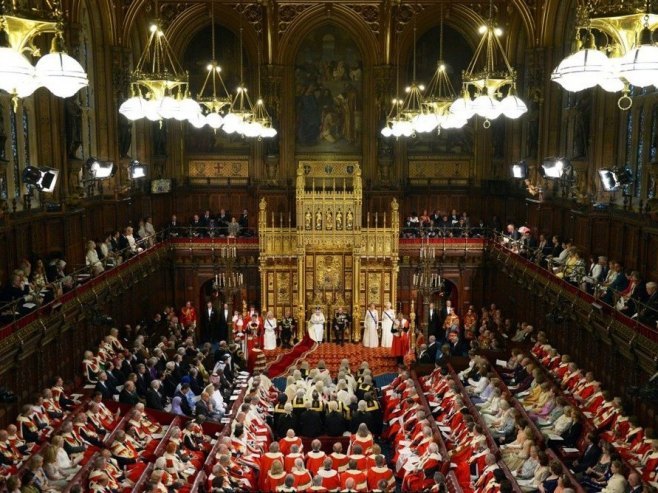 Дом лордова (Фото: EPA/CARL COURT / PA WIRE UK AND IRELAND OUT EDITORIAL USE ONLY, илустрација) Дом лордова (Фото: EPA/CARL COURT / PA WIRE UK AND IRELAND OUT EDITORIAL USE ONLY, илустрација) -