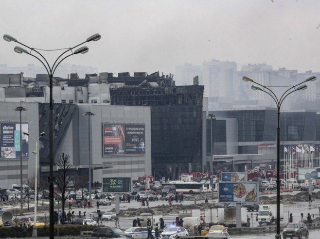 Москва (Фото: EPA/MAXIM SHIPENKOV) - 