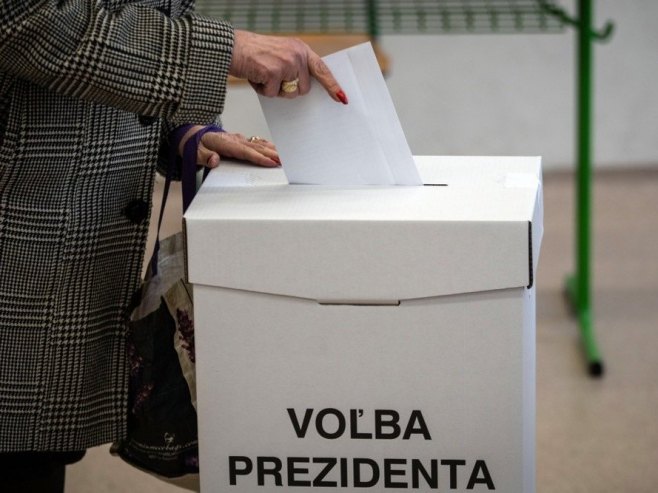 Избори у Словачкој (Фото: EPA/JAKUB GAVLAK) - 