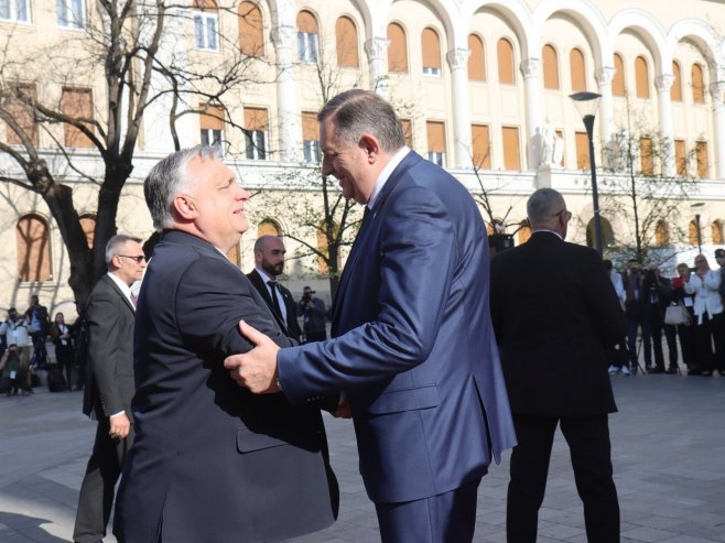 Бањалука: Орбан и Додик испред Палате предсједника - Фото: predsjednikrs.rs/Borislav Zdrinja