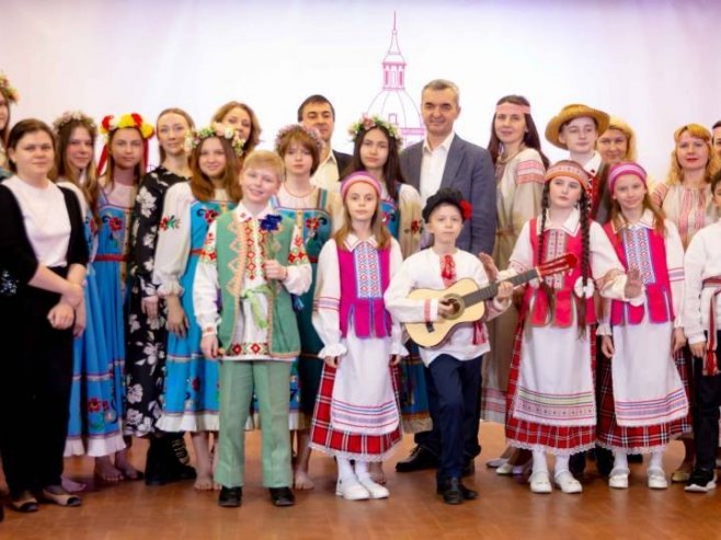 "Словенски вијенац: Историјско и културно јединство словенских народа" (Фото: Представништво Републике Српске у Москви) "Словенски вијенац: Историјско и културно јединство словенских народа" (Фото: Представништво Републике Српске у Москви) -