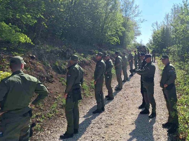 Потрага за тијелом Данке Илић (фото:TANJUG/ OMK MUP REPUBLIKE SRBIJE) - 