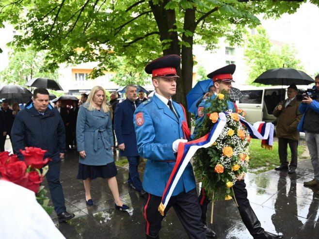 Бањалука - полагање вијенаца - Фото: Уступљена фотографија