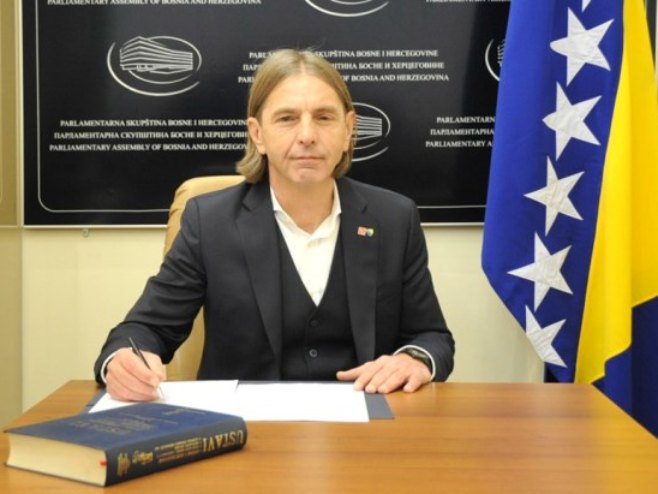 Предраг Којовић (фото: parlament.ba/representative/detail/535) - 