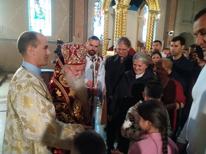 Митрополит Хризостом: Христово васкрсење да буде васкрсење у срцима, душама, животу