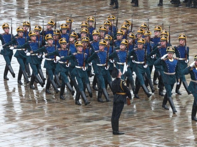 РТРС, 08.50 - Војна парада у Москви