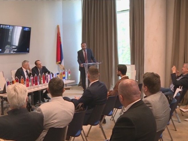 Симпозијум у Врњачкој бањи Симпозијум у Врњачкој бањи - Фото: РТРС
